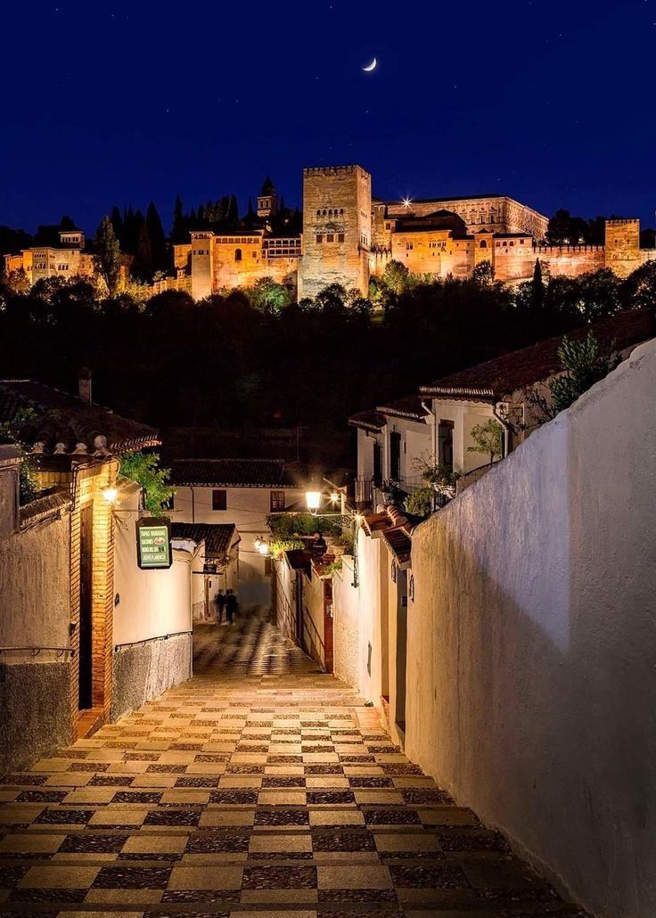  Ontdek de Moorse Erfenis: Een Cultureel Tapijt van Andalusië en Marokko