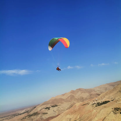 Marruecos de Emociones Fuertes: 10 Días de Aventura en Quads, Escalada, Paracaidismo y Surf
 