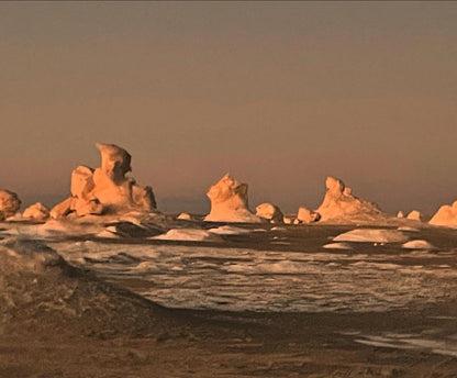 Desierto Blanco y Negro y oasis de Bahariya