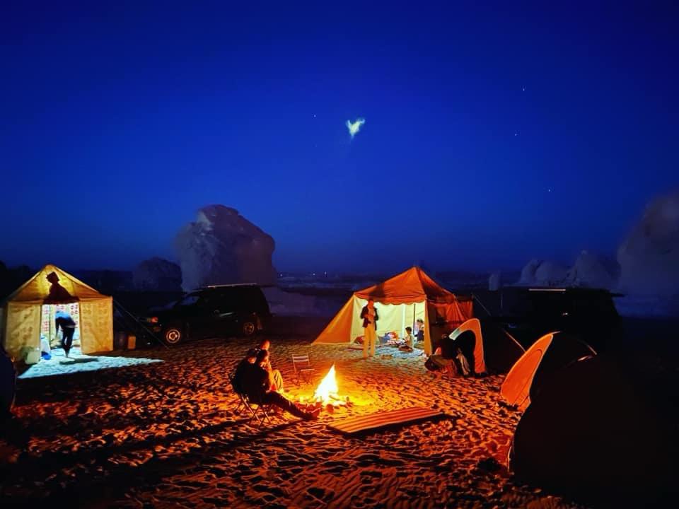 Desierto Blanco y Negro y oasis de Bahariya