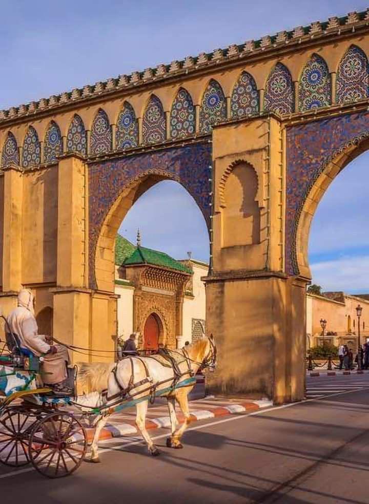 De Fès à Tanger : Voyage entre histoire et paysages enchanteurs