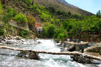 Avventura in Vetta: Trekking nell'Alto Atlante e Ascensione del Monte Toubkal